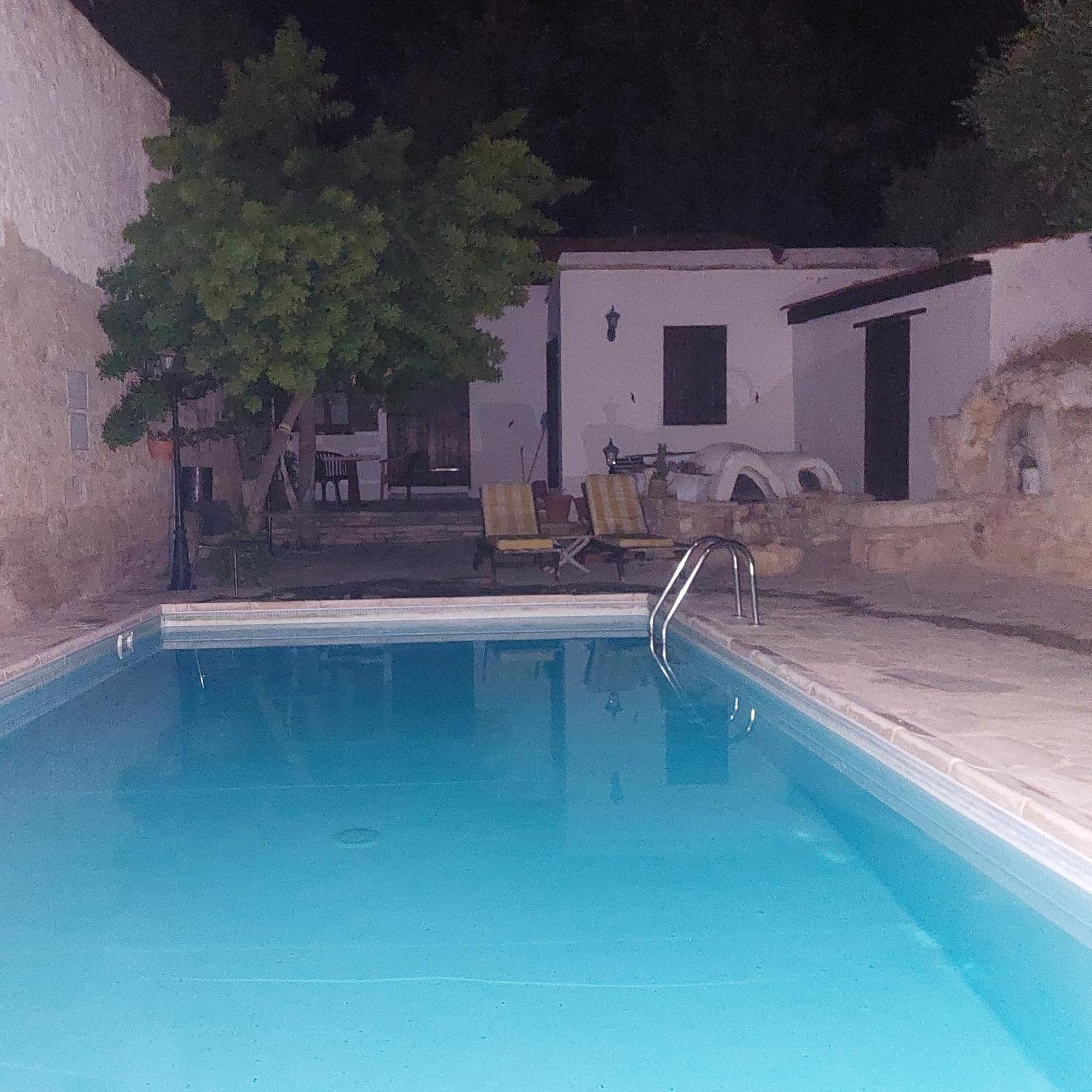 לימסול Avalon Village Houses מראה חיצוני תמונה